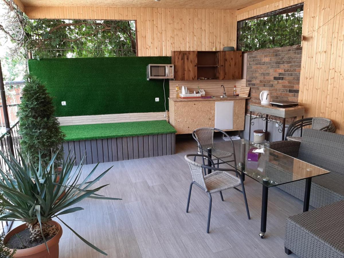 יירבאן Shara Talyan Guest House & Tours מראה חיצוני תמונה