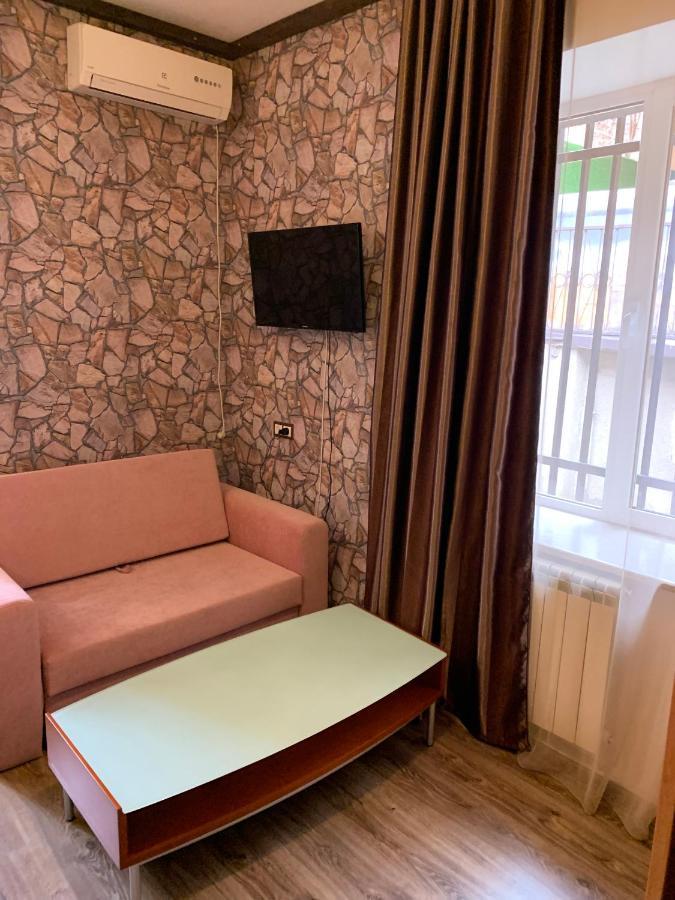 יירבאן Shara Talyan Guest House & Tours מראה חיצוני תמונה
